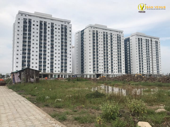 Tòa HH02 chung cư Thanh Hà Cienco5 đang hoàn thiện các khâu xây dựng cuối cùng